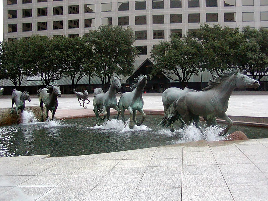 Mustangs By Robert Glen, Las Colinas, Texas, USA